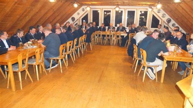 Jahreshauptversammlung 2017 der Freiwilligen Feuerwehr Niederschindmaas