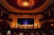 Besuch im Stadttheater Glauchau – Konzert des Sächsischen Polizeiorchesters