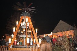 Pyramiedenanschieben Klub Dennheritz