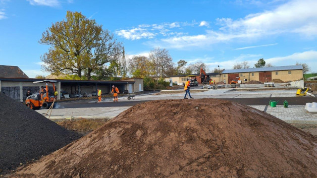 Einweihung neuer Festplatz Meeraner Straße, am 15. Dezember um 12 Uhr