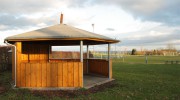 Sanierung des Pavillons auf dem Sportplatz der Gemeinde