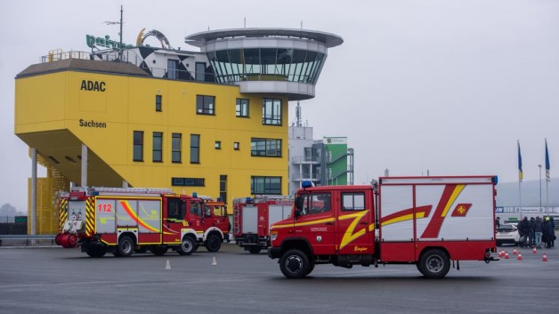 Freiwillige Feuerwehren aus Südsachsen  trainieren auf dem Sachsenring