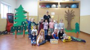 Ein grooooooßes Lob an alle Kinder und ihre Darbietung :) 