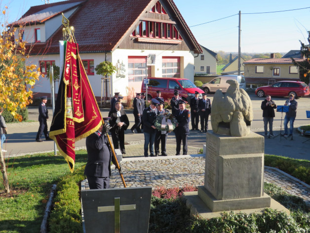 Volkstrauertag: Gedenken an die Opfer von Krieg und Gewalt