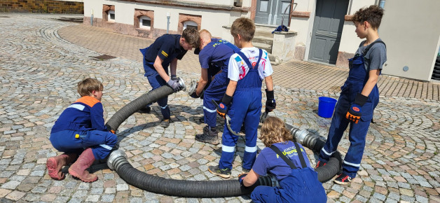 Erfolgreiches Zeltlager der Jugendfeuerwehr, zu Gast in Remse.